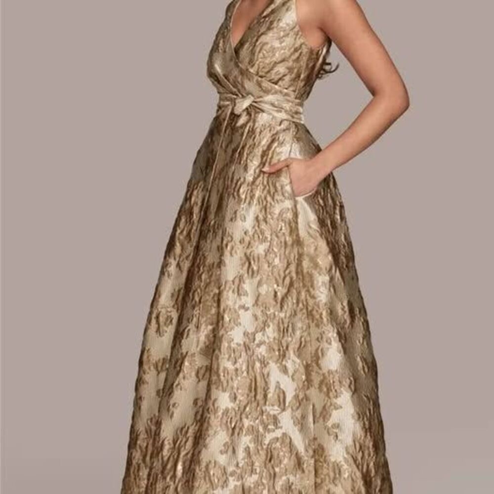Donna Karan Gold Floral BROCADE Jacquard Gown - Picture 3 of 6